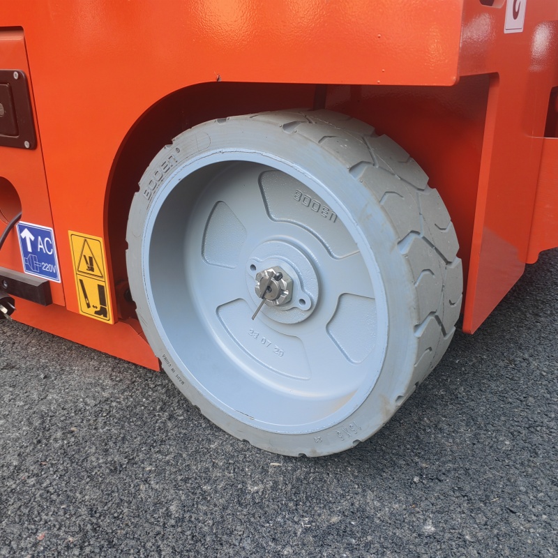 Track Crawler Self Propelled Scissor Lift