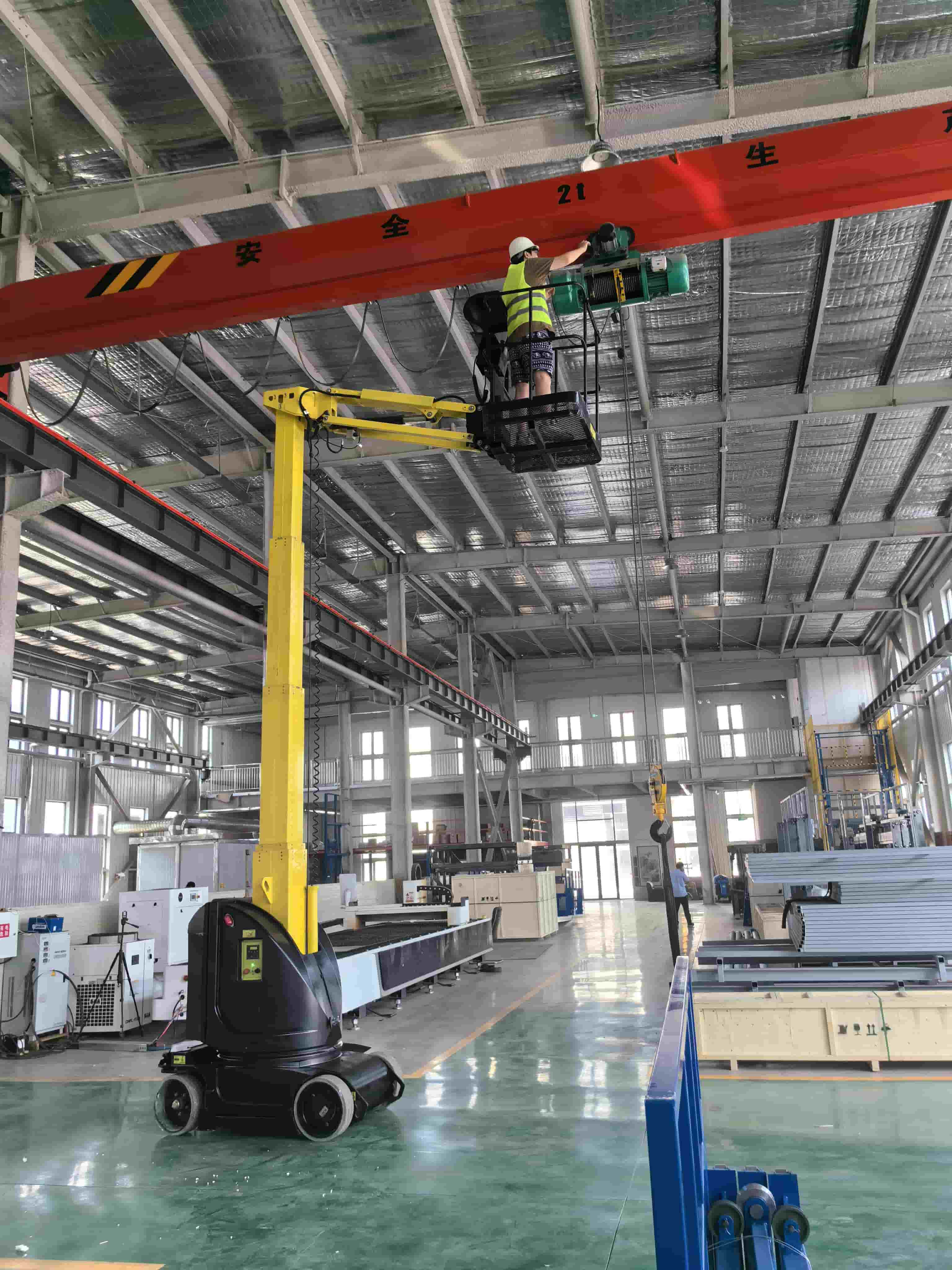 Mast Aerial Work Platform