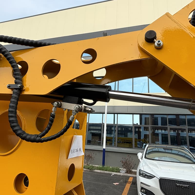 Electric Articulating Boom Lift