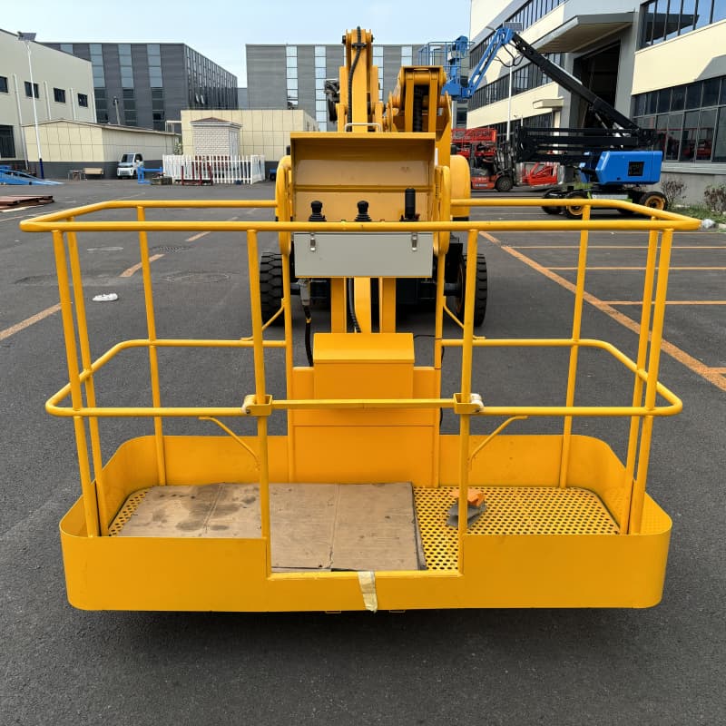 Electric Articulating Boom Lift