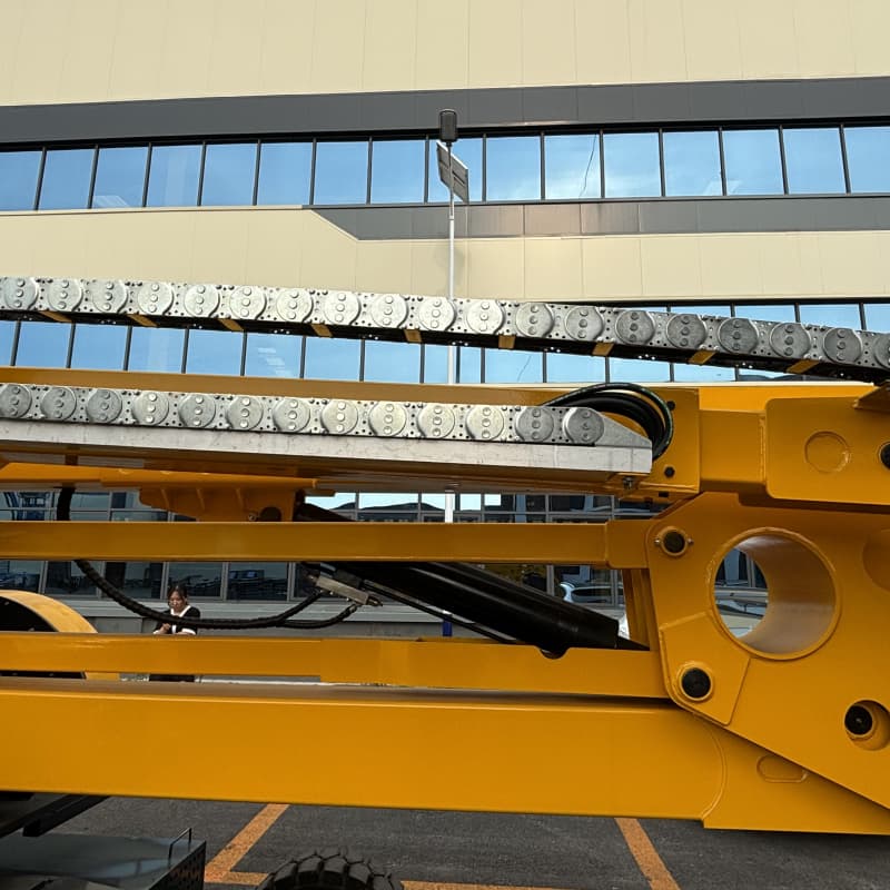 Electric Articulating Boom Lift